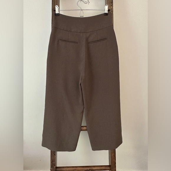 Aritzia Wilfred Taupe Culottes size 2 - Picture 2 of 14